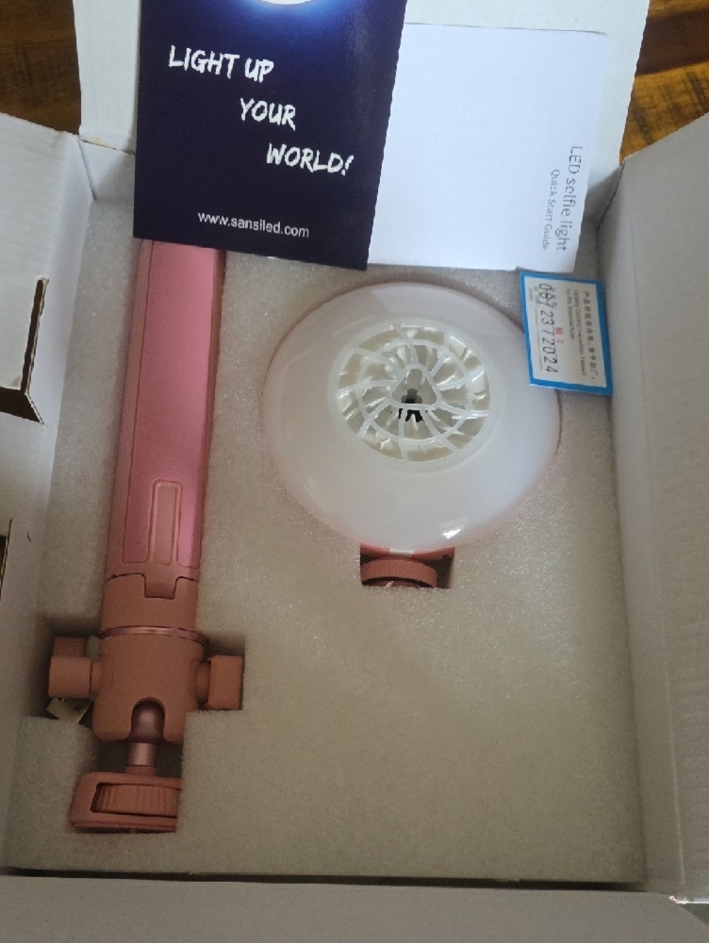 Pink LED Selfie Light with Adjustable Mount - Picture 2 of 6